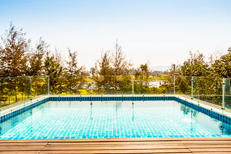 Cost of Glass Pool Fence Repair in Pembroke Pines, FL